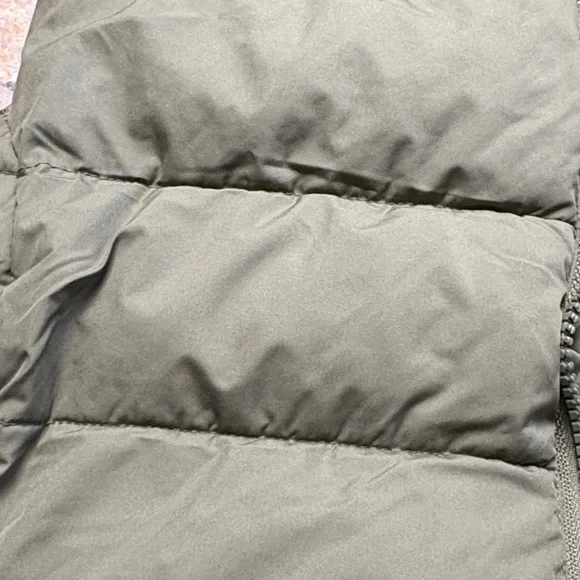 Dip Olive Quilted Vest - Picture 3 of 3